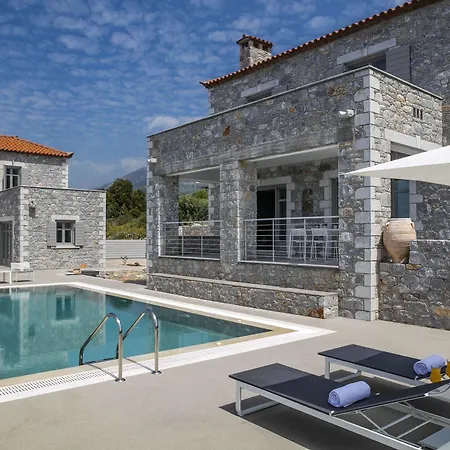 Asanti Villas Levktron Exterior photo