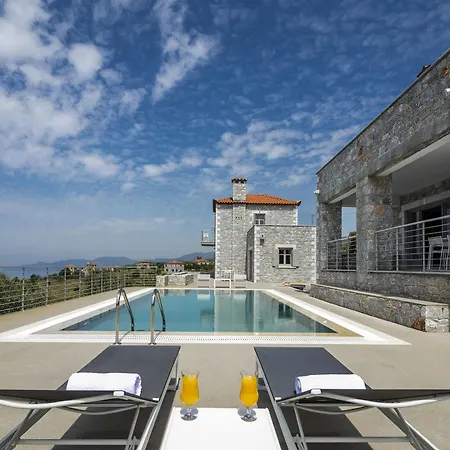Asanti Villas Levktron Exterior photo